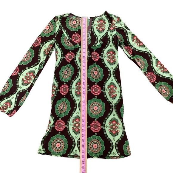 VELVET TORCH Velvet Torch Off The Shoulder Long Sleeve Mini Dress In Pink Green - Picture 4 of 10